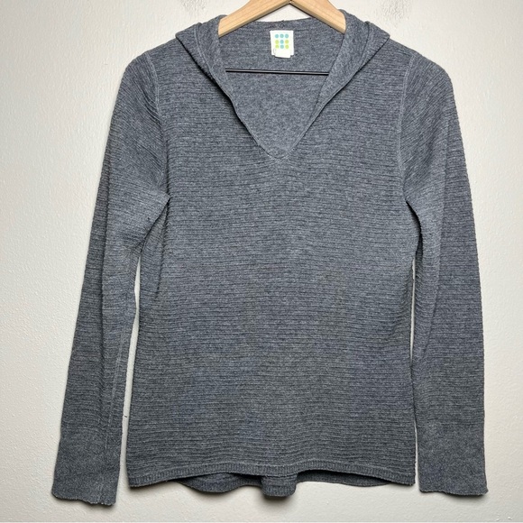 Title Nine Women Wool Sweater Large Gray Pullover V-Neck‎ Hooded Lightweight - Picture 1 of 10